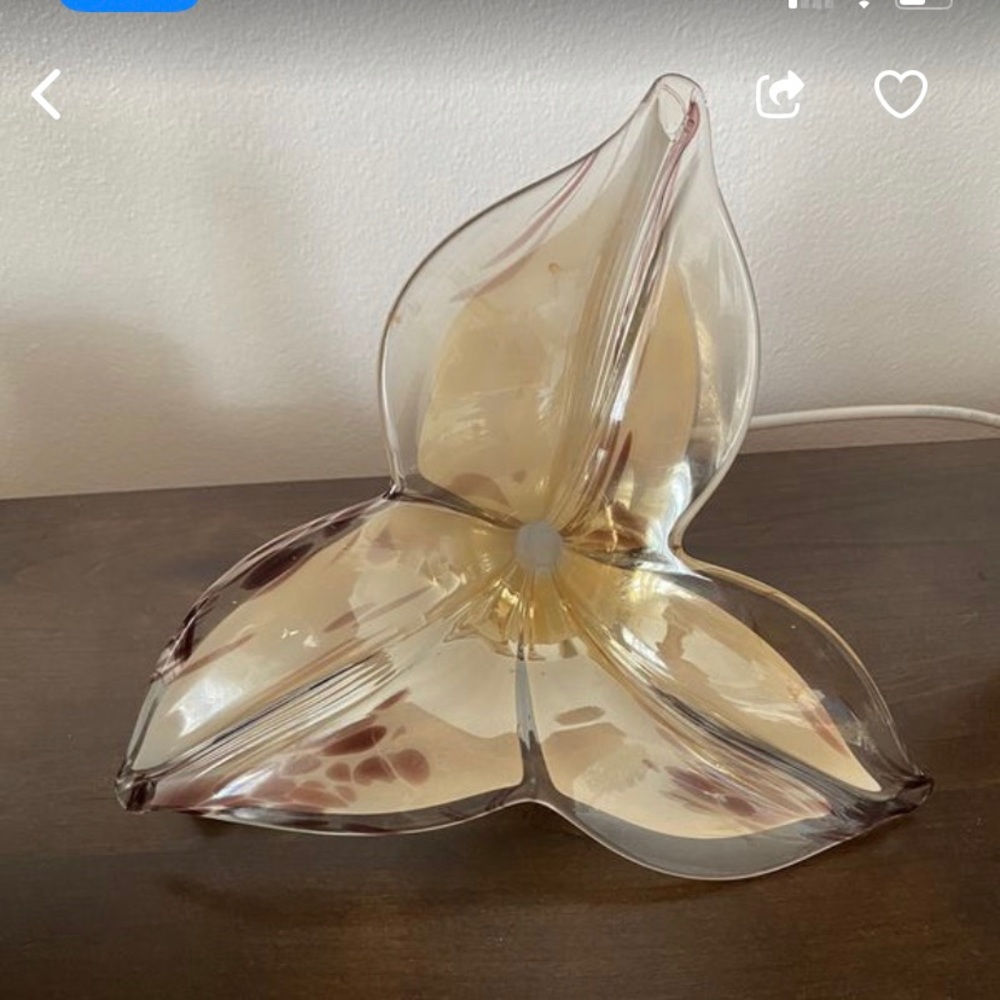 Hand Blown Glass Twisted Stem Flower